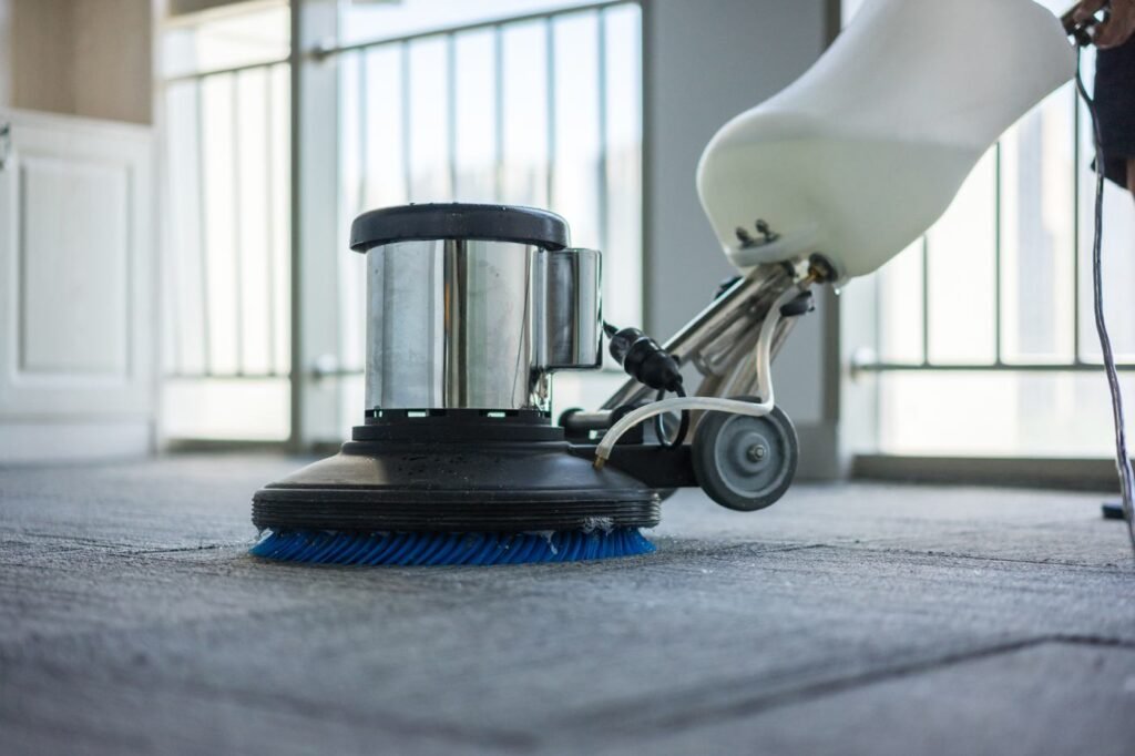 Nettoyage de moquette à Bruxelles par StayClean avec machine professionnelle