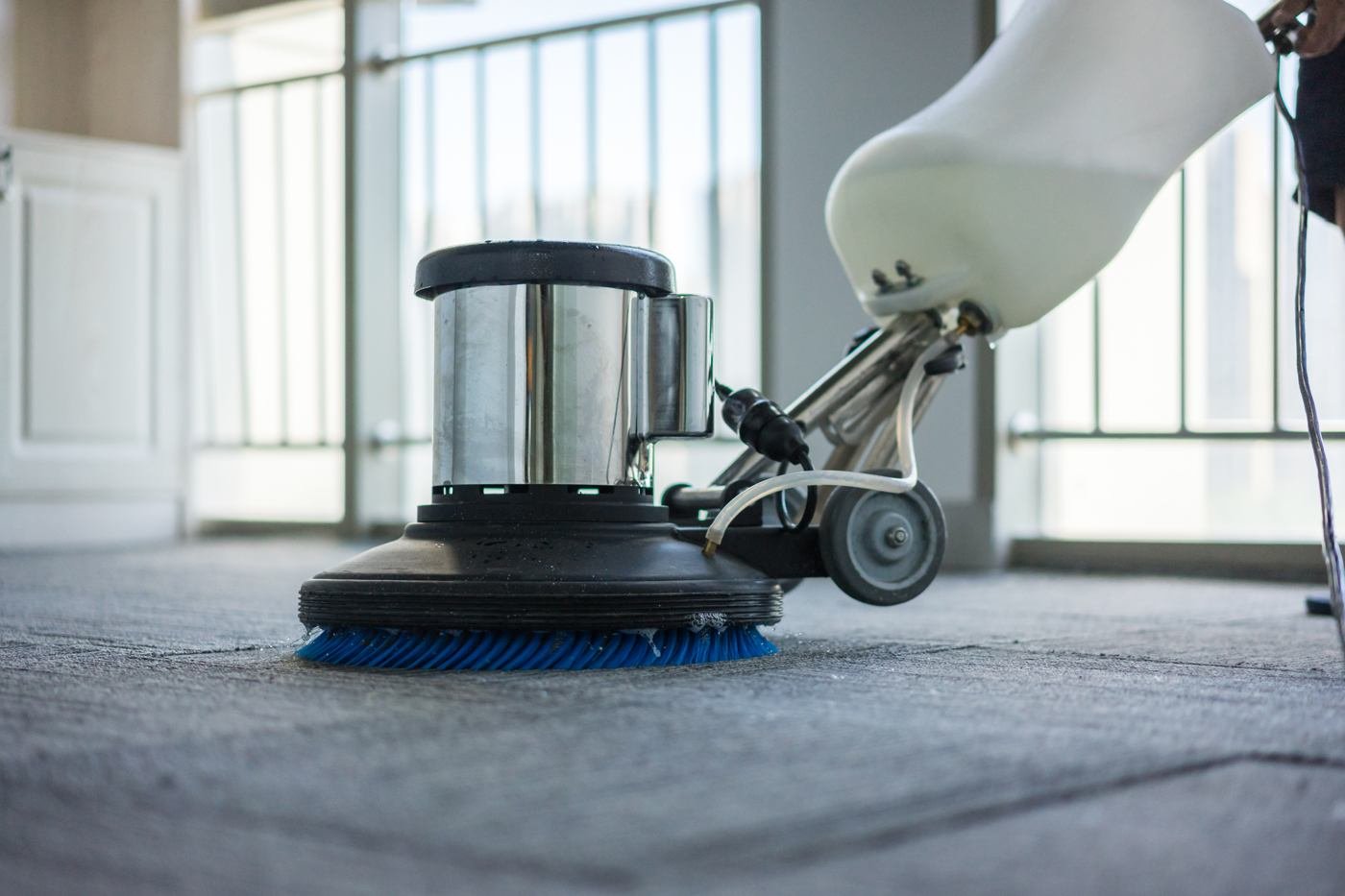 Nettoyage de moquette à Bruxelles par Stay Clean avec machine professionnelle